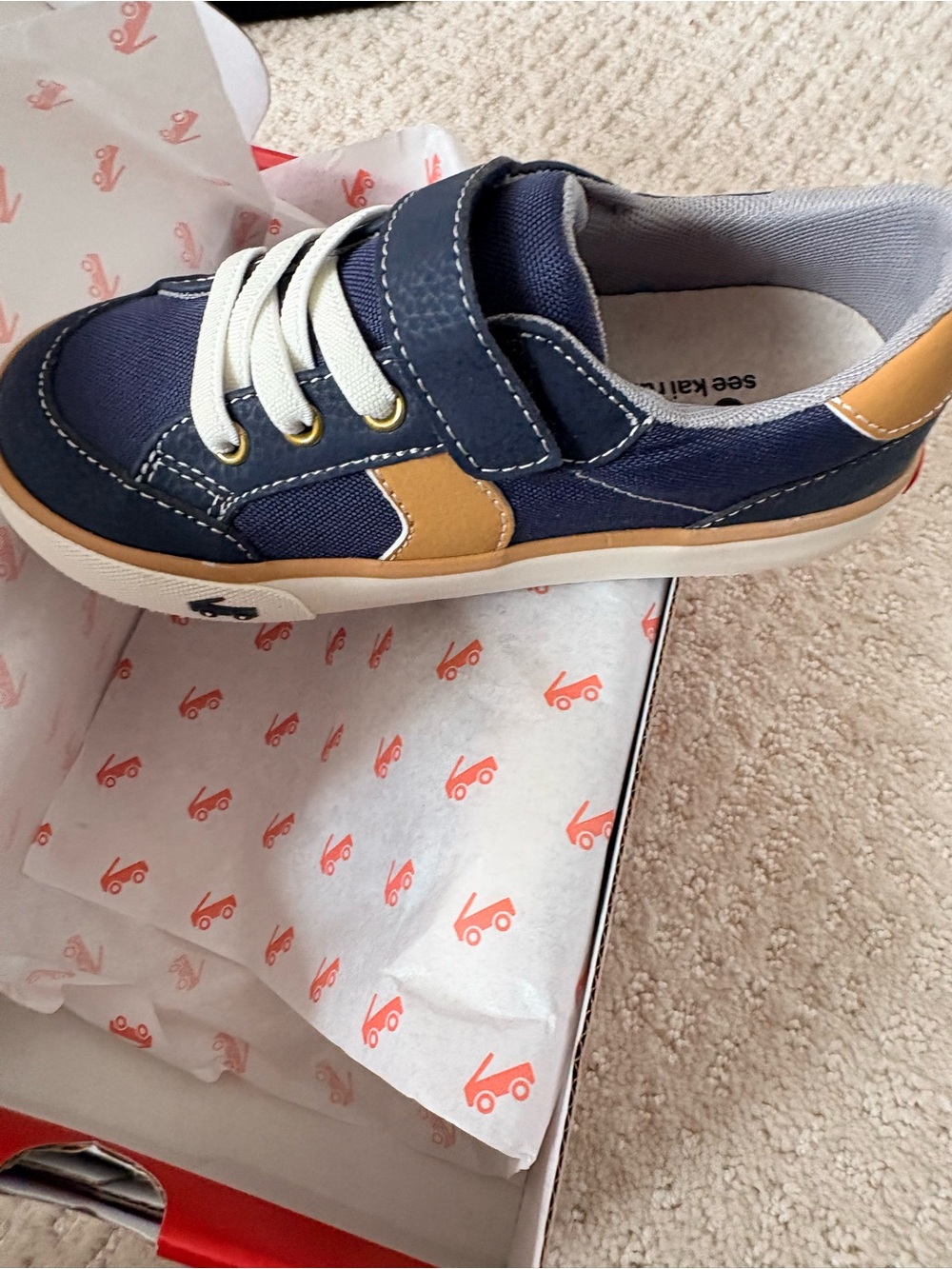 New in Box See Kai Run Navy and Tan Kids Sneaker 13